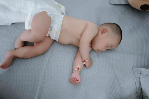 灌南三个月宝宝身高体重